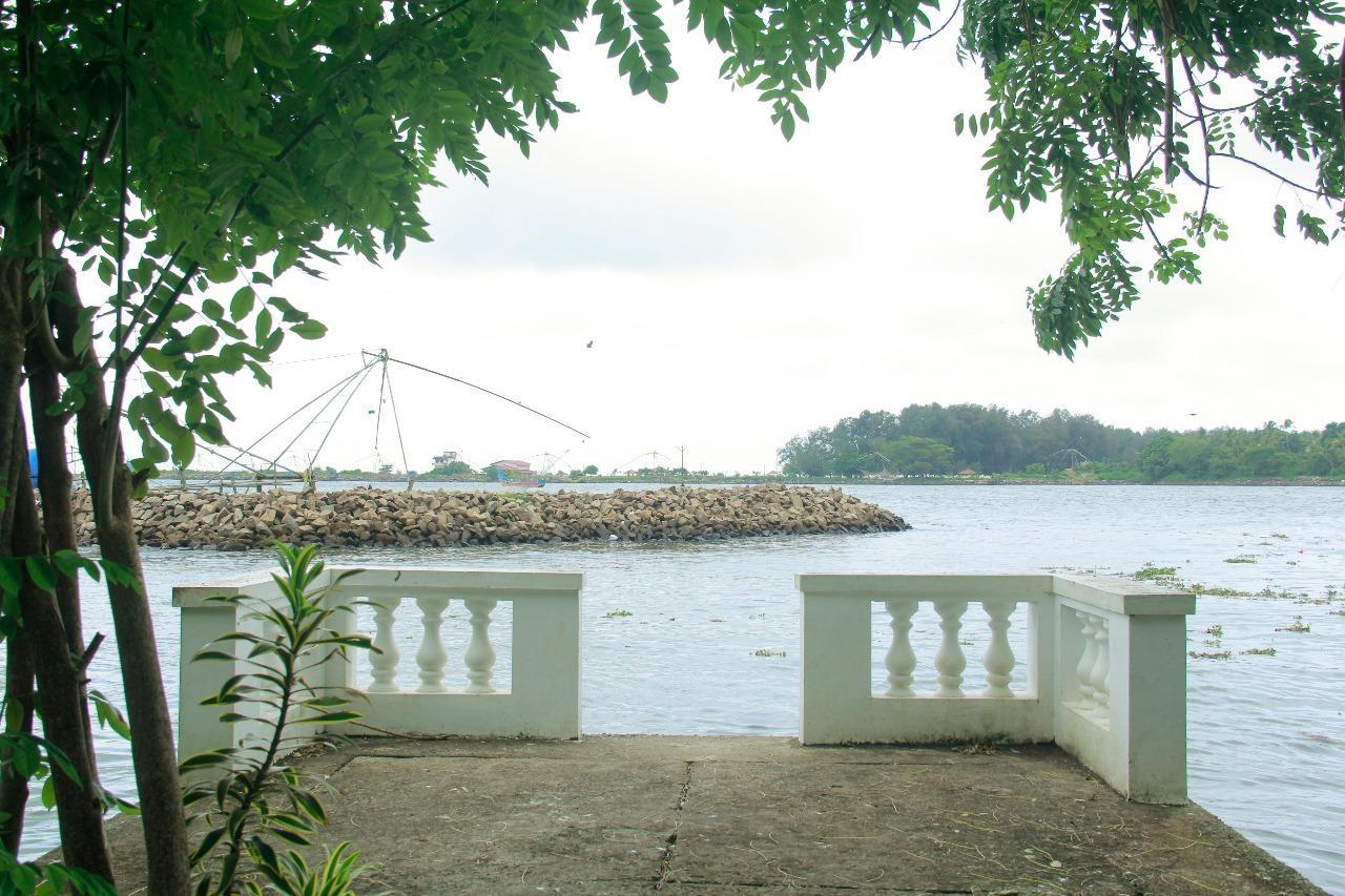 מלון Kochi Muziris Harbour View מראה חיצוני תמונה