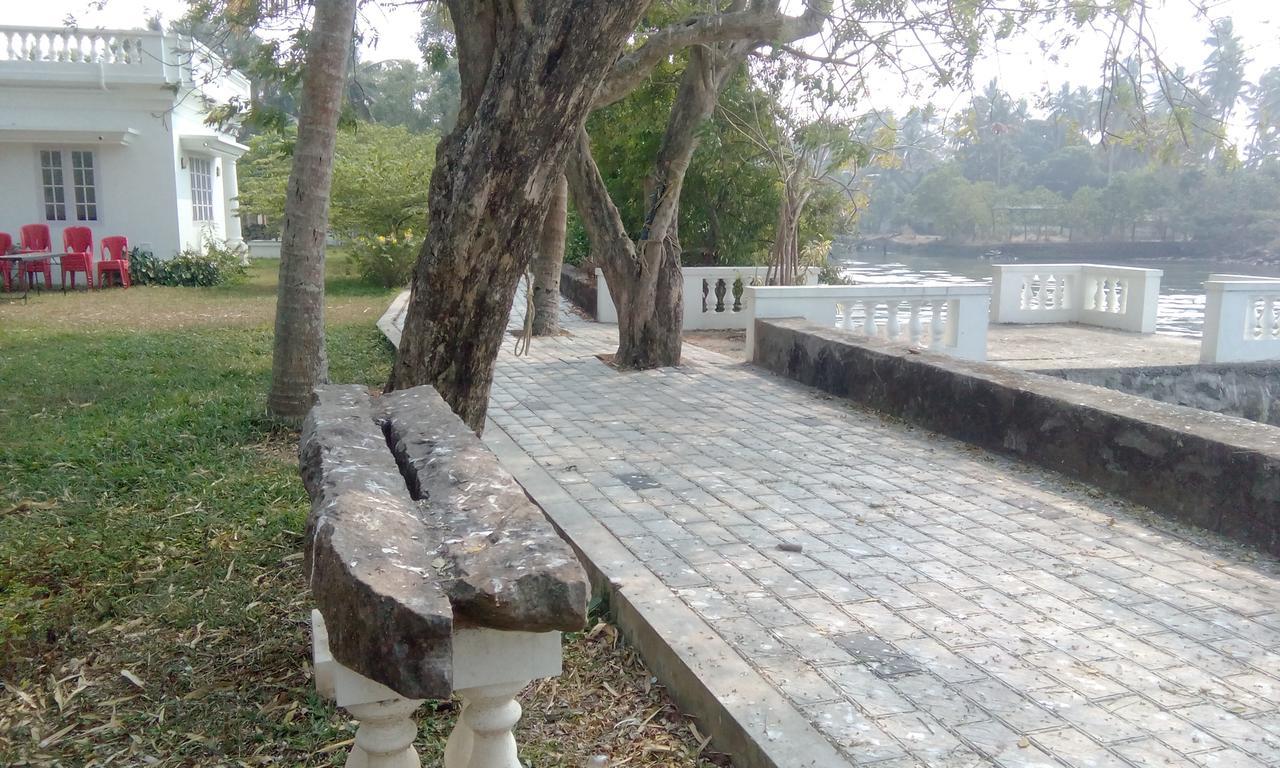 מלון Kochi Muziris Harbour View מראה חיצוני תמונה